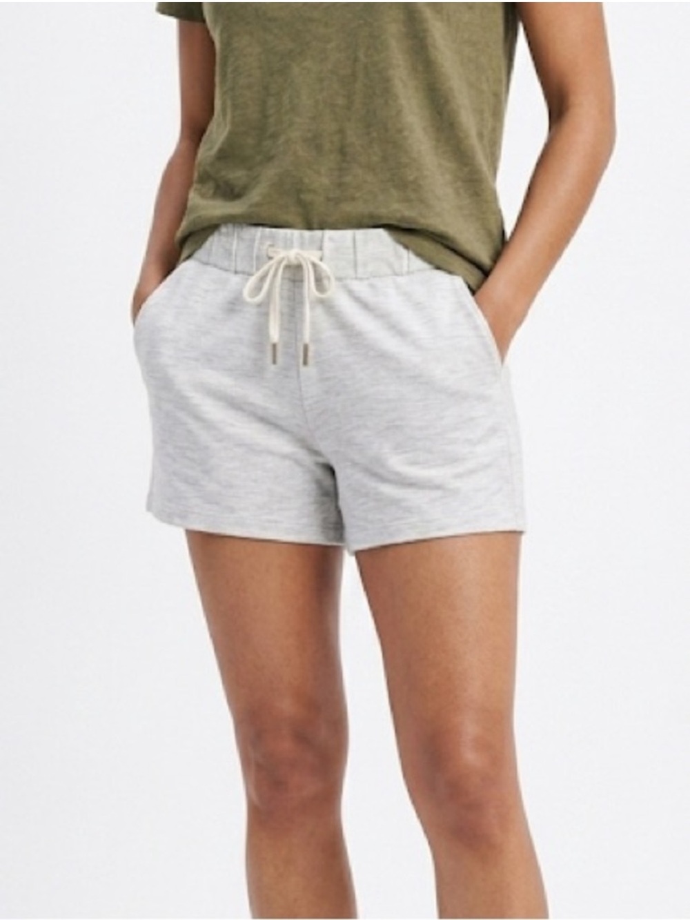 Lululemon On the Fly Shorts 2.5” Inseam Size 8 Heathered Striped Grey Wee